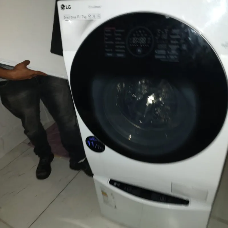 Lava e seca LG com secadora